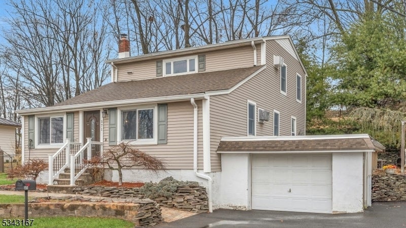 Photo of Listing #3951102