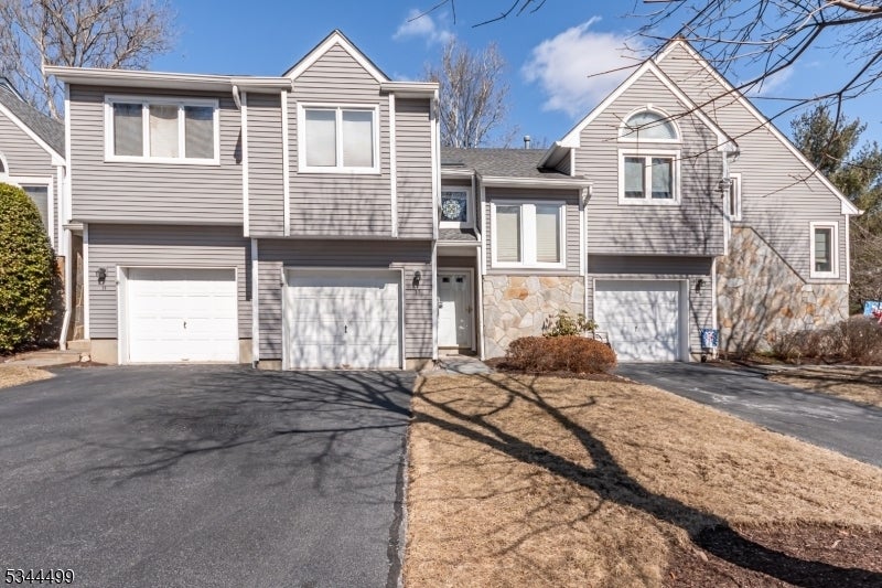 Photo of Listing #3951406