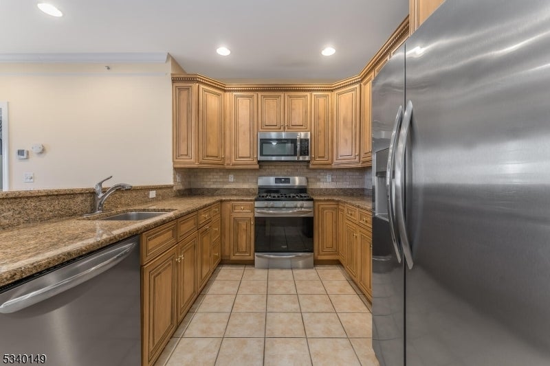 Photo of Listing #3951525