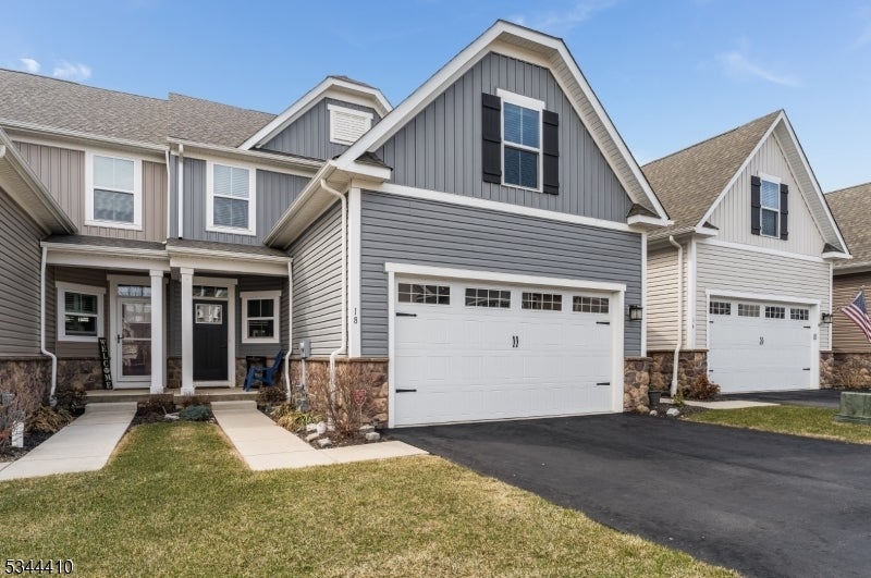Photo of Listing #3951750