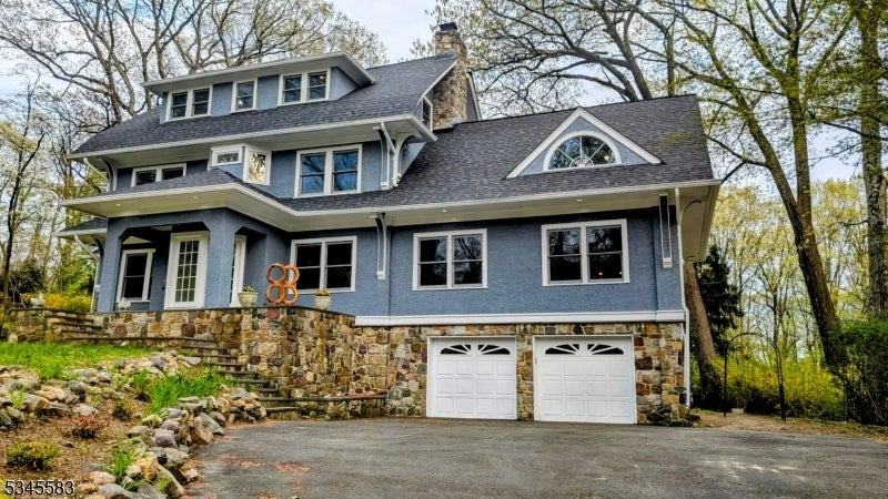 Photo of Listing #3952211