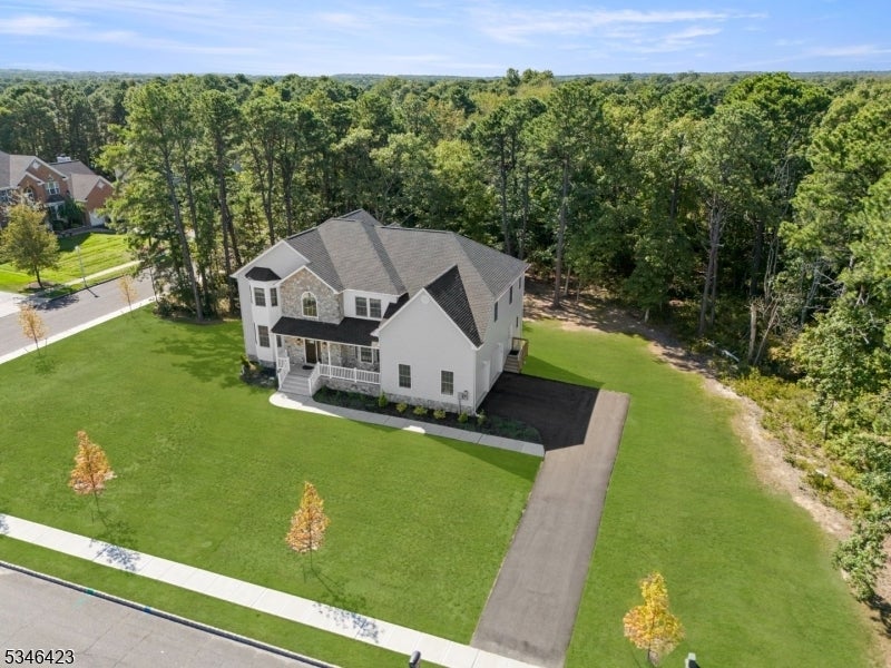 Photo of Listing #3952818
