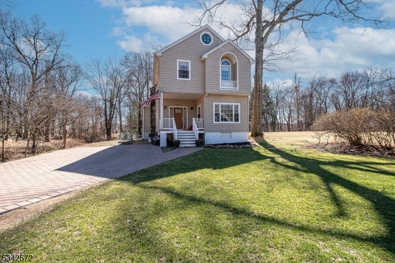 Photo of Listing #3953096