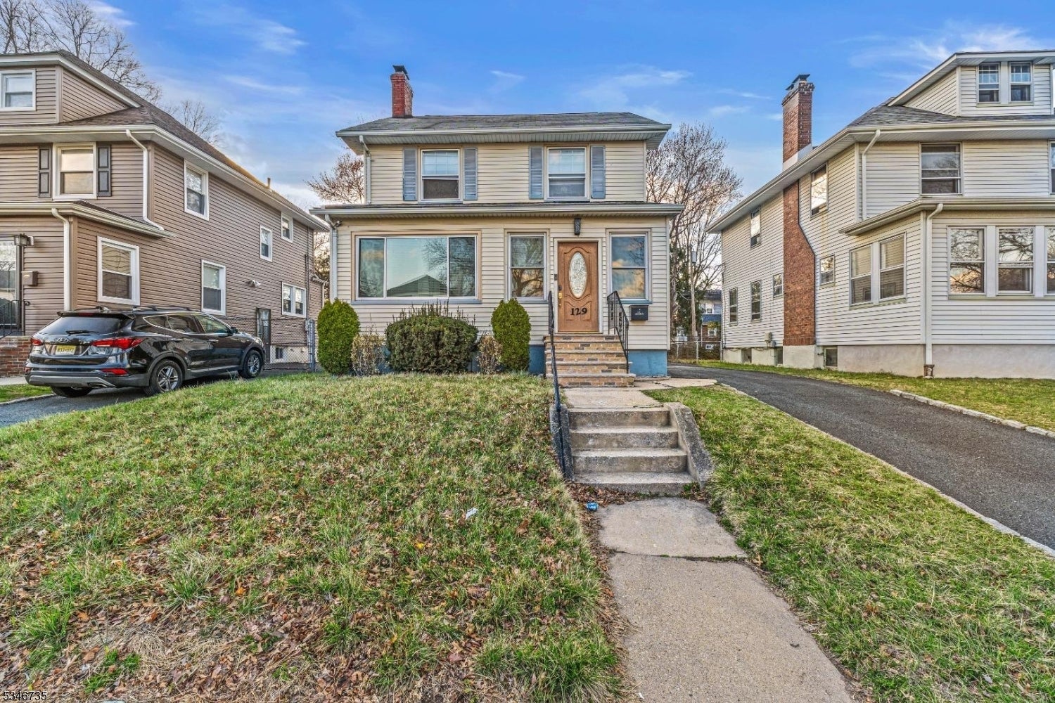 Photo of Listing #3953217