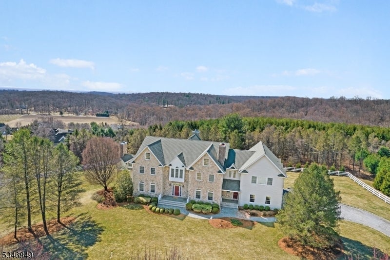 Photo of Listing #3953305
