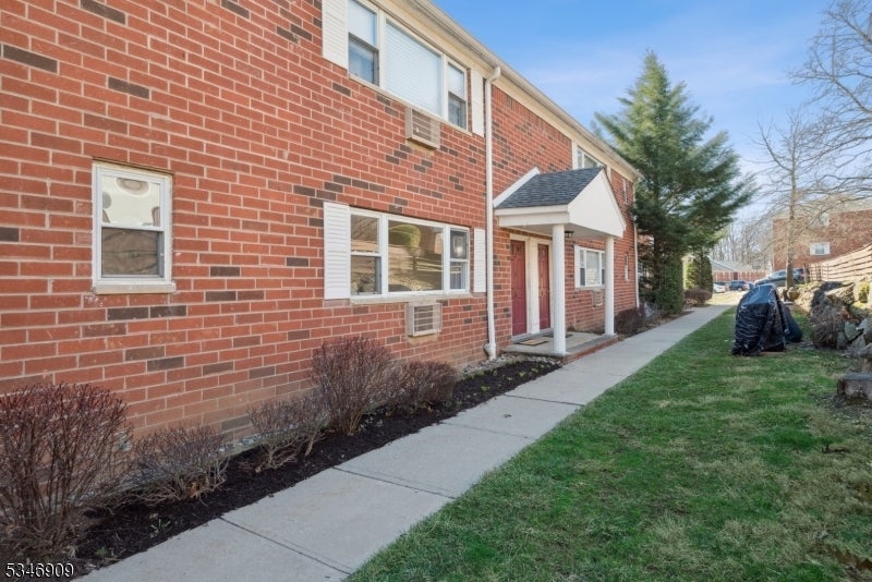 Photo of Listing #3953494