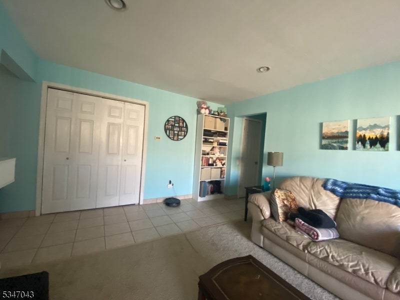 Photo of Listing #3953499