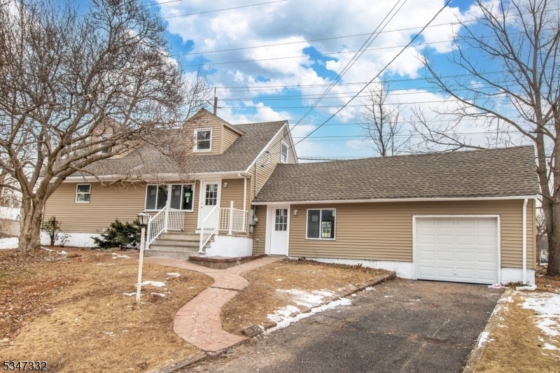 Photo of Listing #3953655
