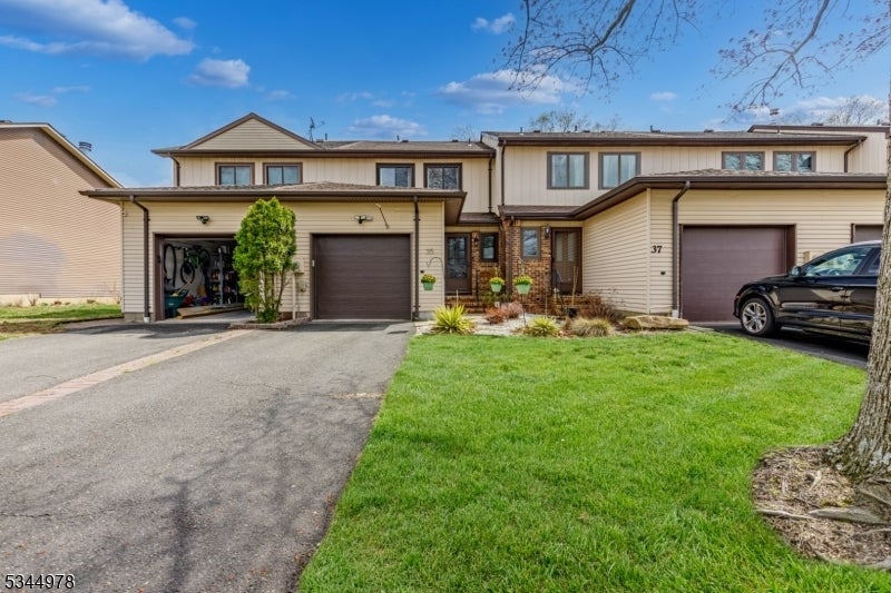 Photo of Listing #3954184