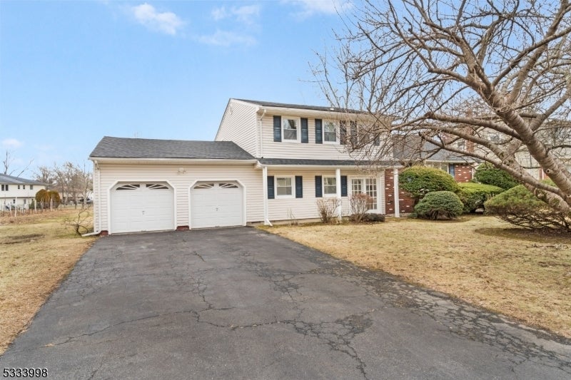 Photo of Listing #3954660