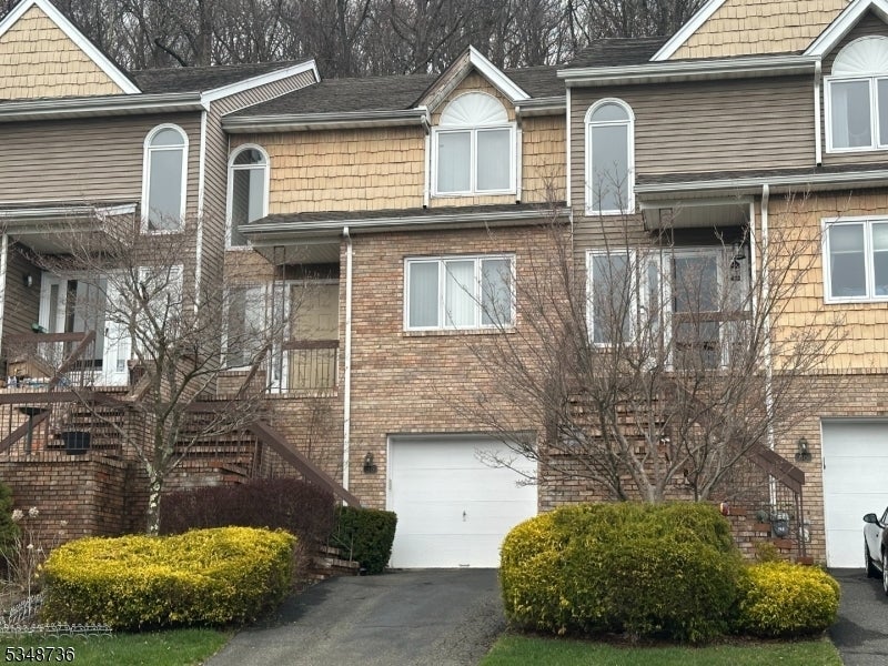 Photo of Listing #3954958