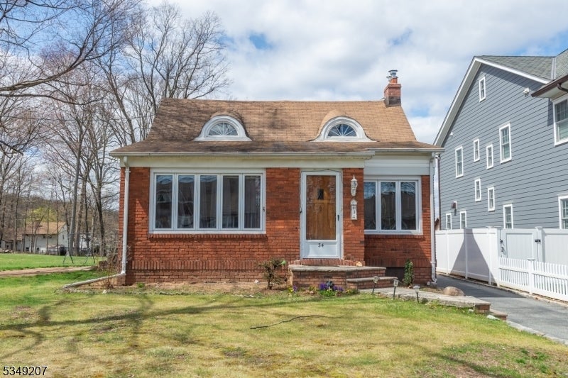 Photo of Listing #3955363