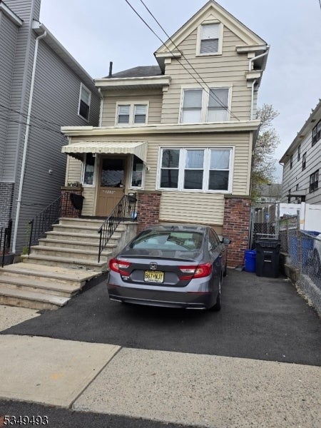 Photo of Listing #3955527