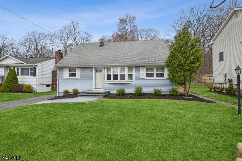 Photo of Listing #3955614
