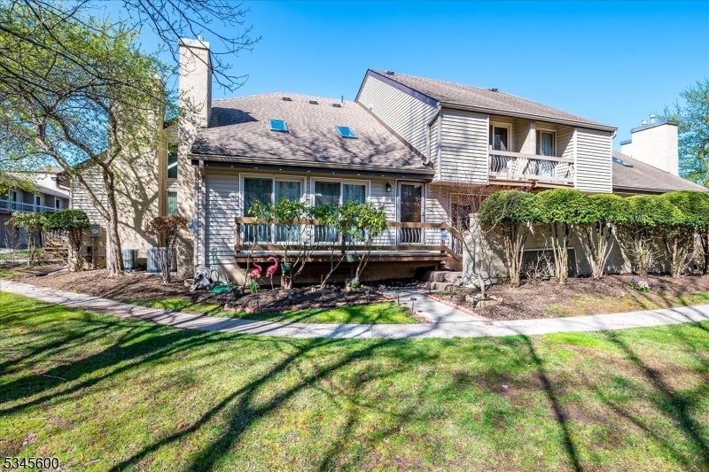 Photo of Listing #3955729