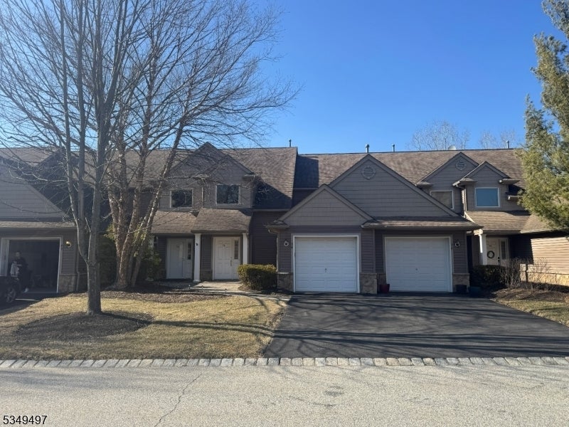 Photo of Listing #3955791