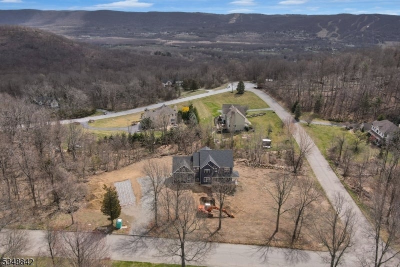 Photo of Listing #3955854