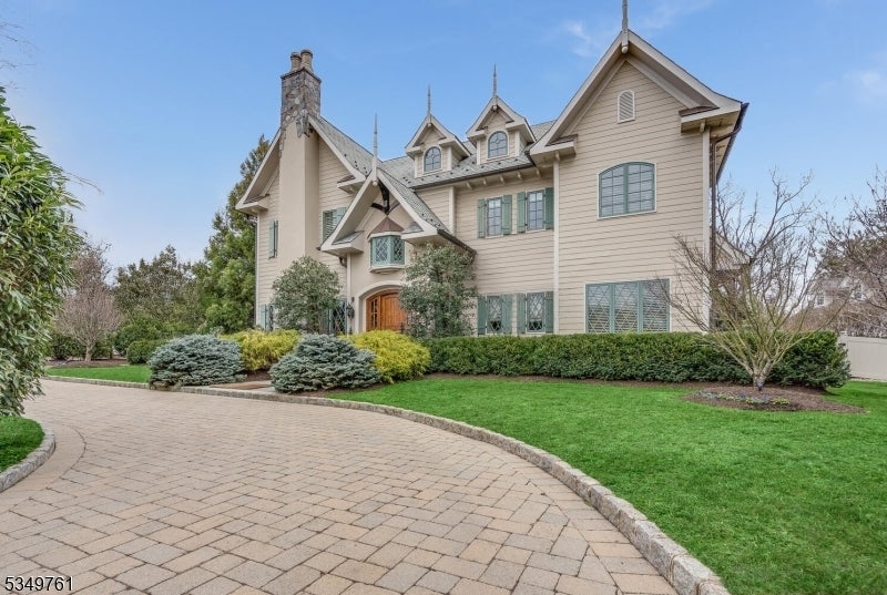 Photo of Listing #3955932