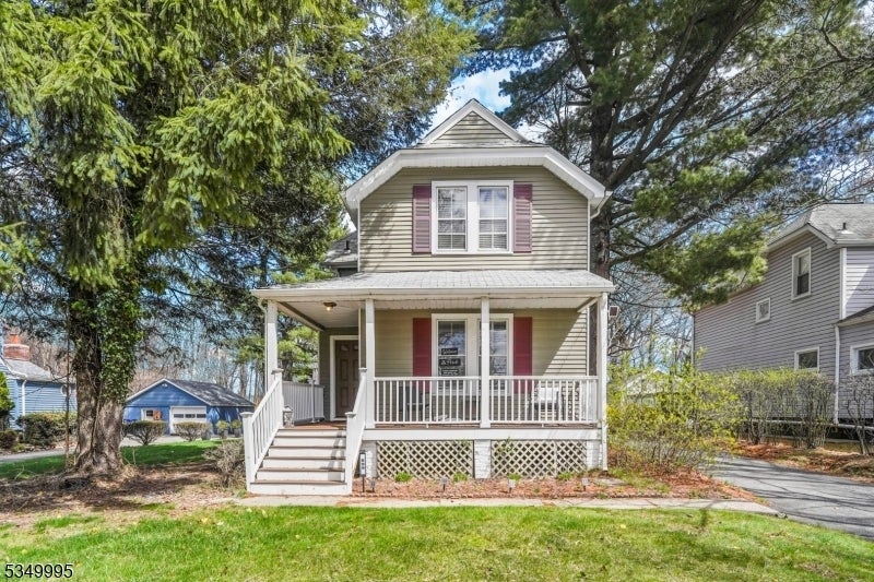 Photo of Listing #3955953