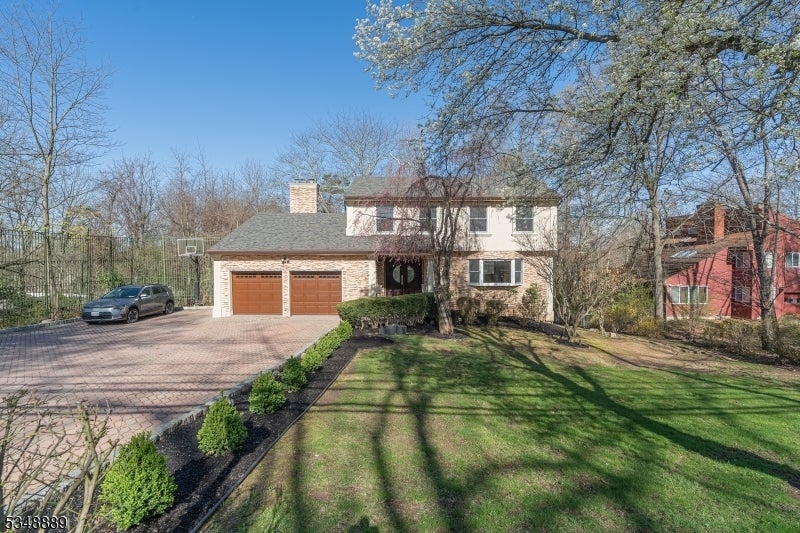 Photo of Listing #3955999