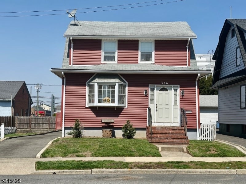 Photo of Listing #3956082