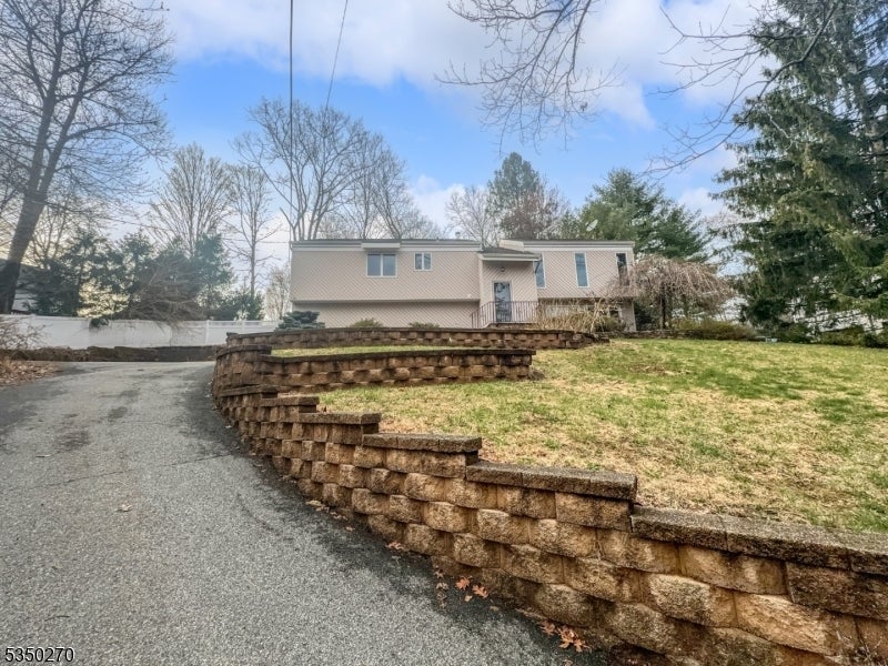 Photo of Listing #3956221
