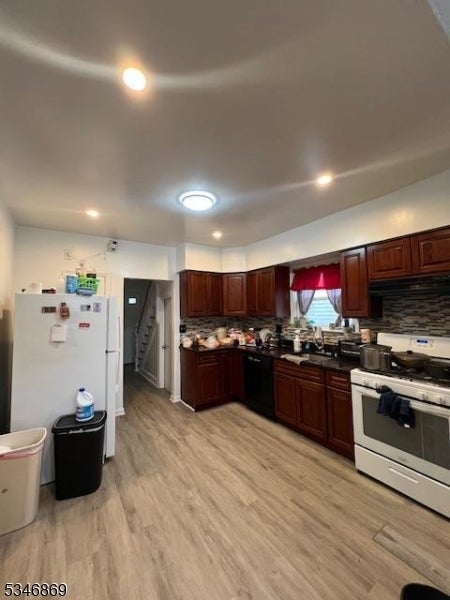 Photo of Listing #3956230