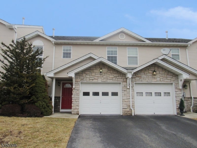Photo of Listing #3956265