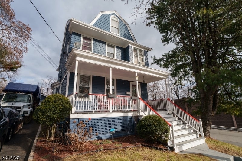 Photo of Listing #3956281