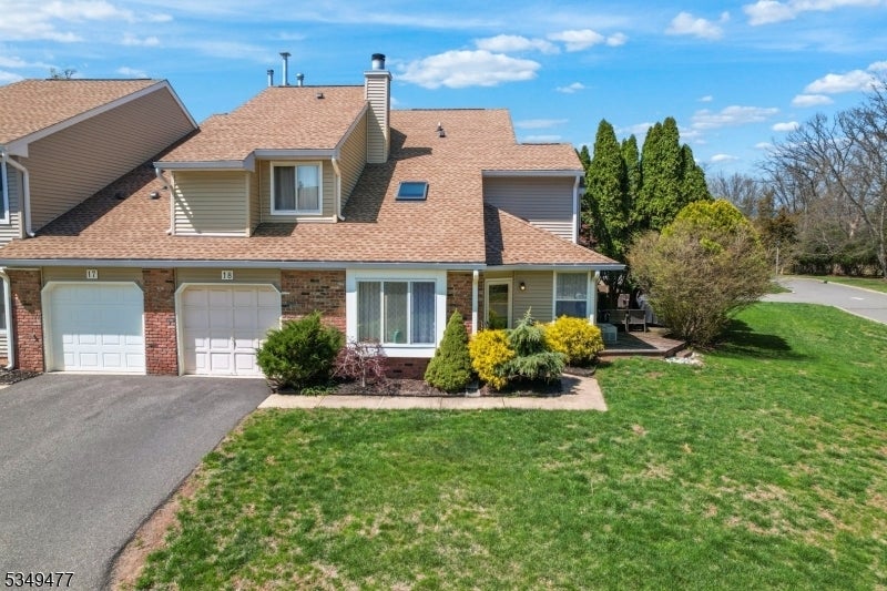 Photo of Listing #3956284