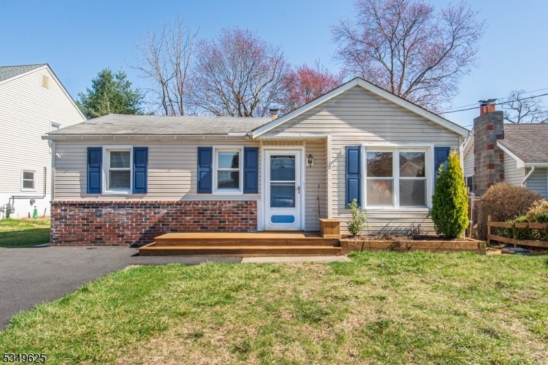 Photo of Listing #3956319