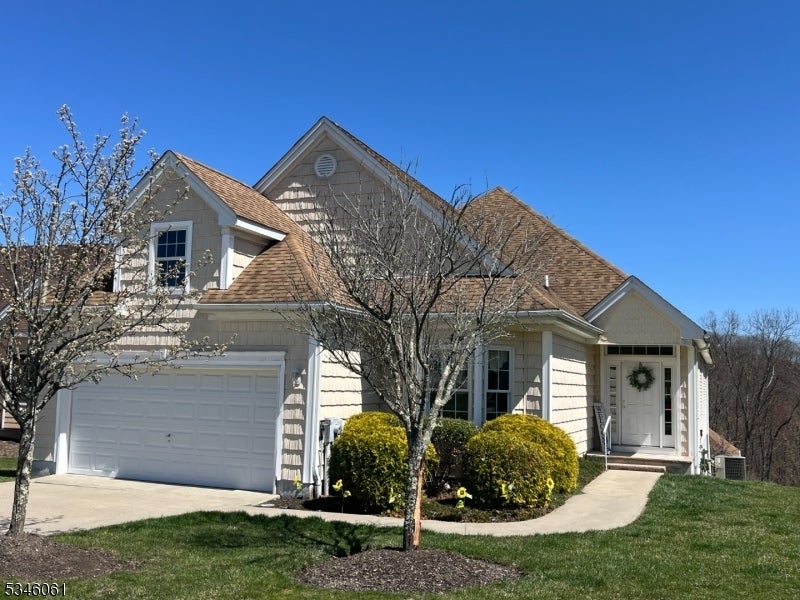 Photo of Listing #3956402