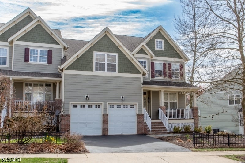 Photo of Listing #3956505