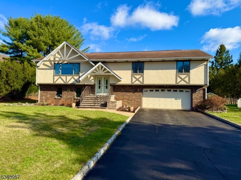 Photo of Listing #3956506
