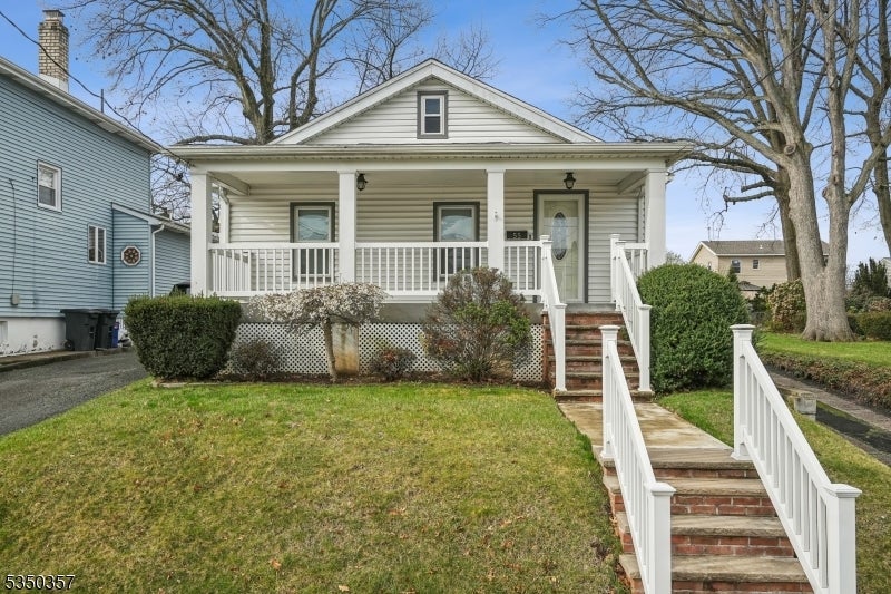 Photo of Listing #3956511