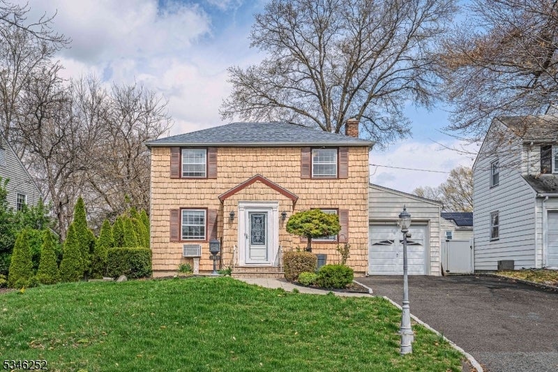 Photo of Listing #3956562