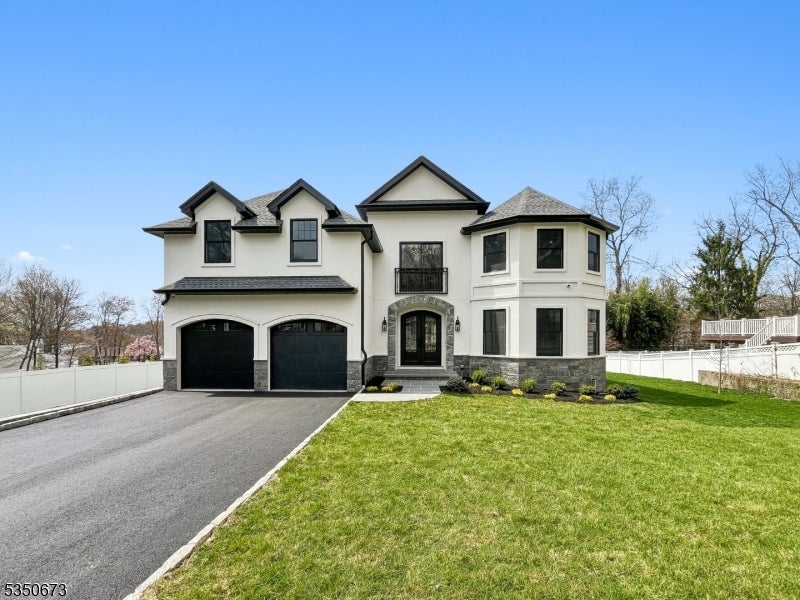 Photo of Listing #3956609