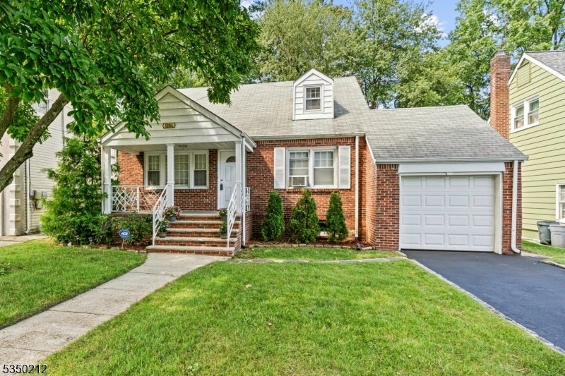 Photo of Listing #3956647