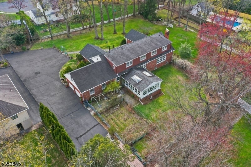 Photo of Listing #3956708