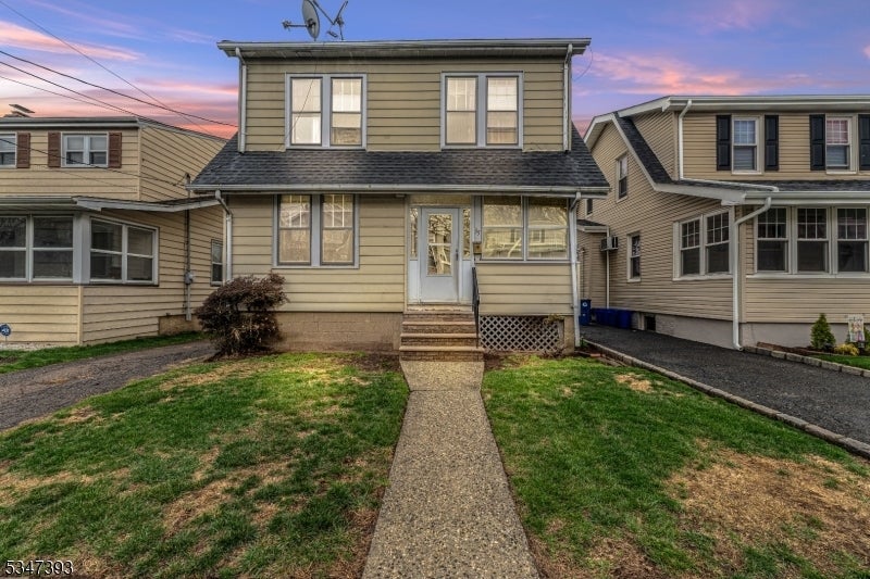 Photo of Listing #3956745