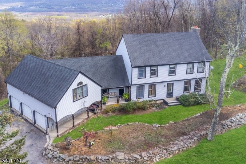 Photo of Listing #3957357