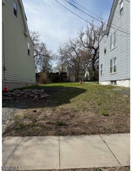 Photo of Listing #3957646