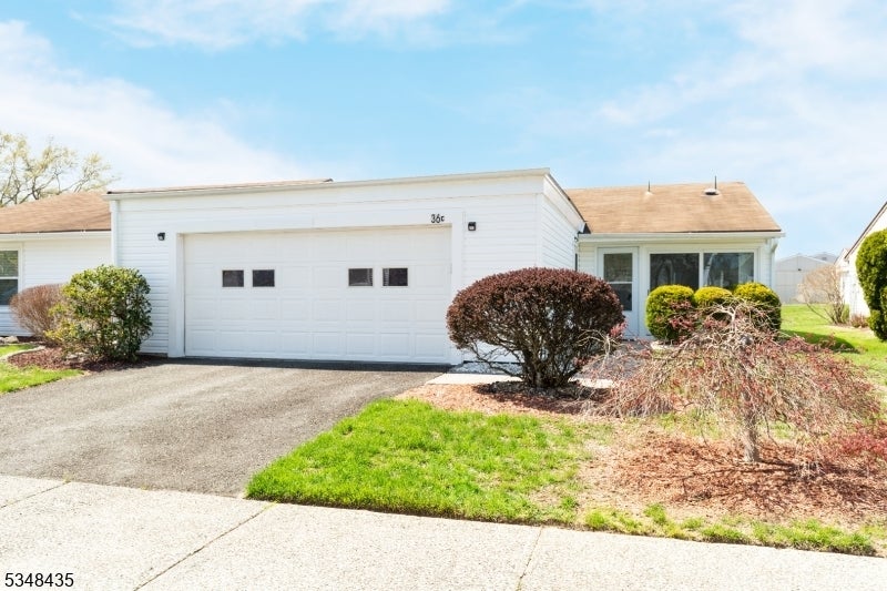 Photo of Listing #3957654