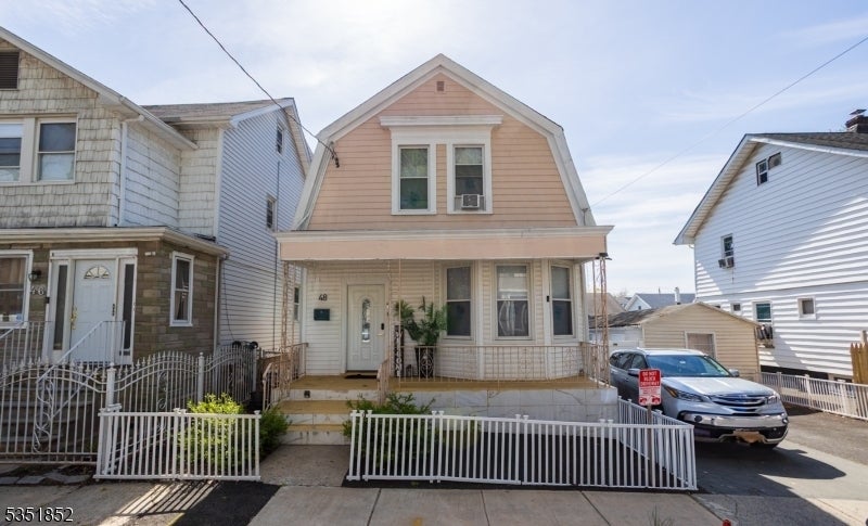 Photo of Listing #3957663