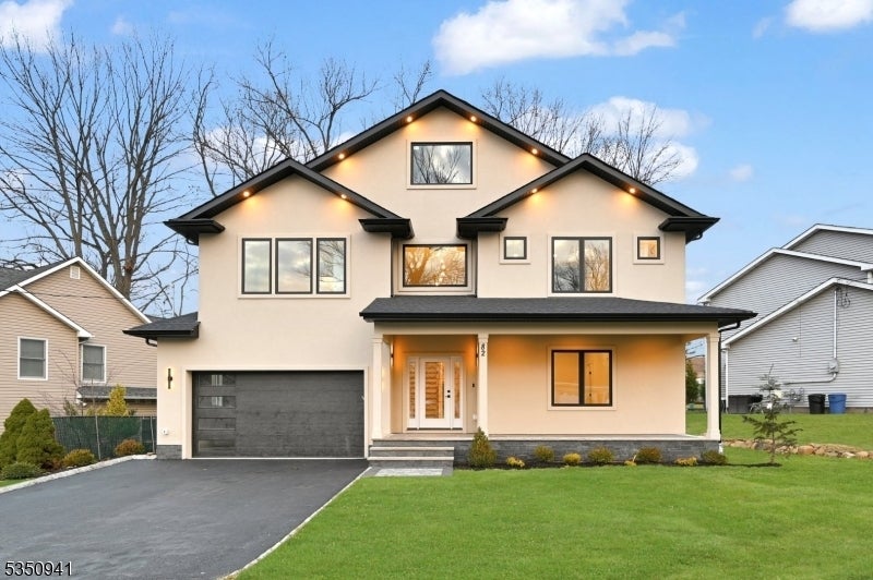 Photo of Listing #3957857