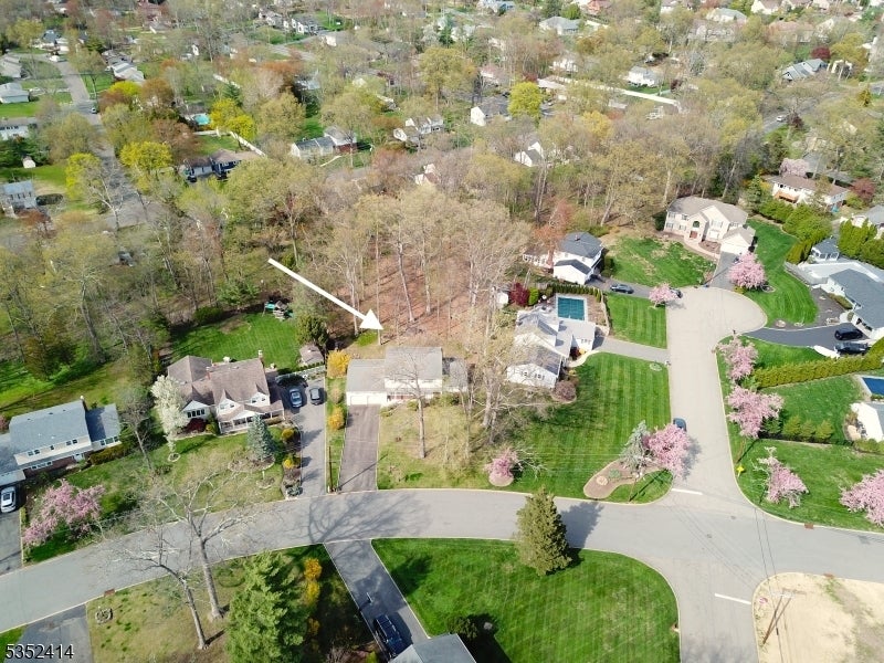 Photo of Listing #3957932