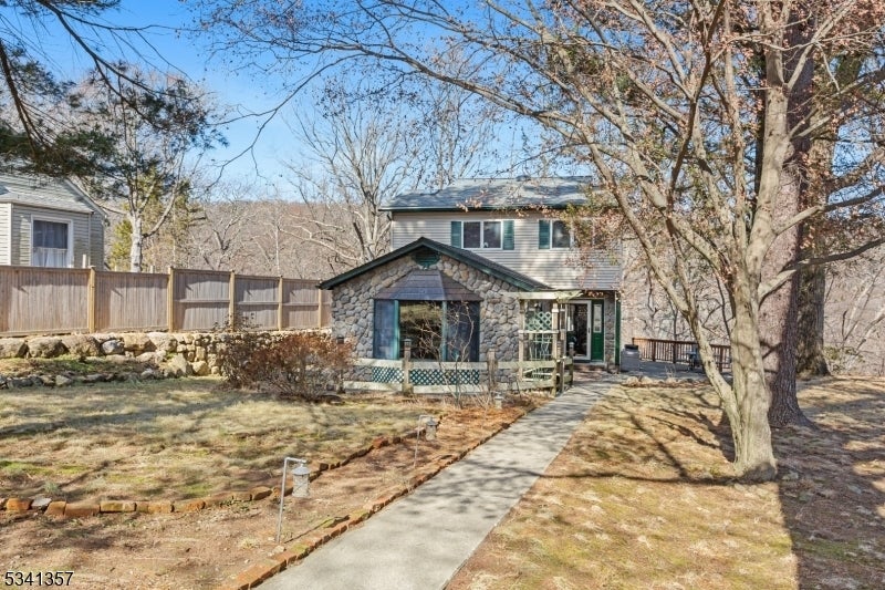 Photo of Listing #3958061
