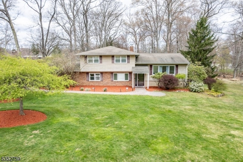 Photo of Listing #3958244