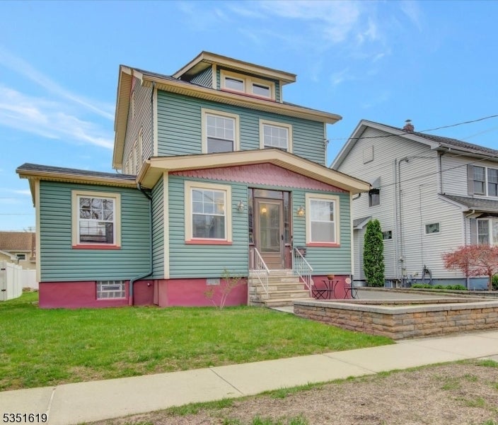 Photo of Listing #3958264