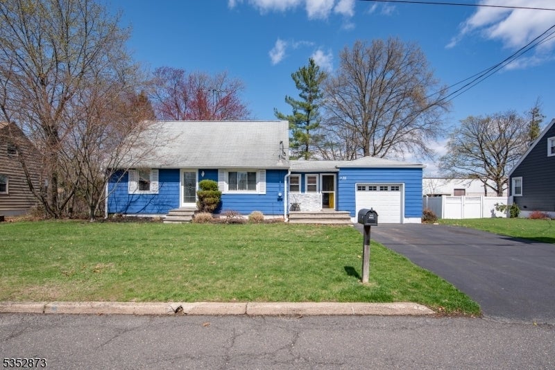 Photo of Listing #3958716